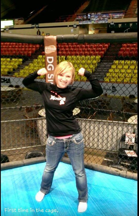Katie Halley / WMMA Stats, Pictures, Videos, Biography