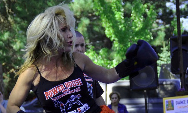 Lisa Jeanson / MMA Stats, Pictures, Videos, Biography